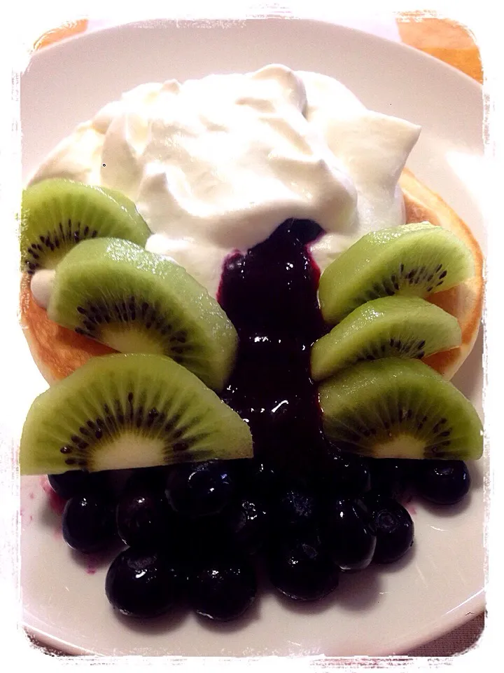 ブラックベリーソースでパンケーキ|machikoさん