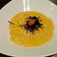 Snapdishの料理写真:うにとホタテのクリームパスタ♪|SLOW cafeさん