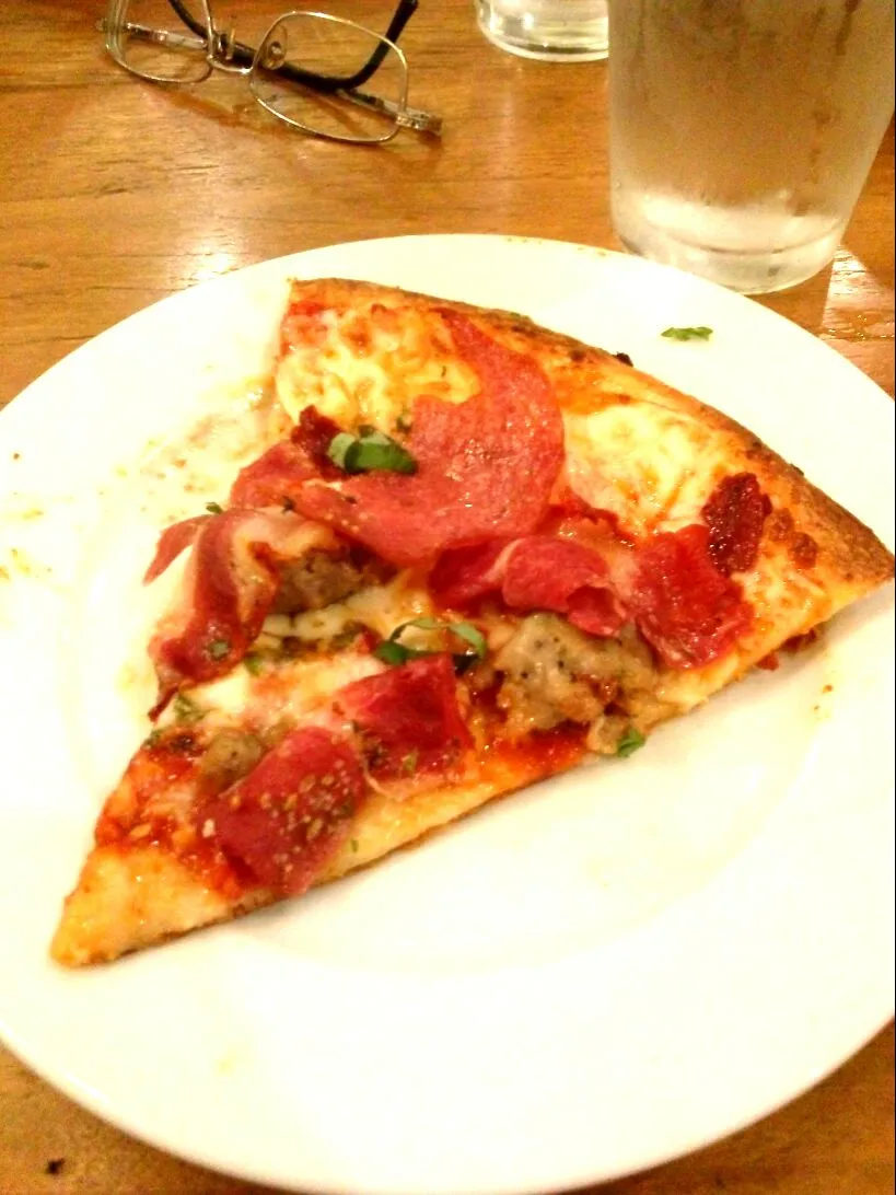 Ham & Bacon Pizza|Mariano Ngさん