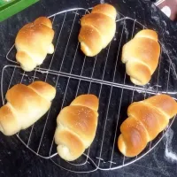 Snapdishの料理写真:塩パン🍞|おいちゃんさん