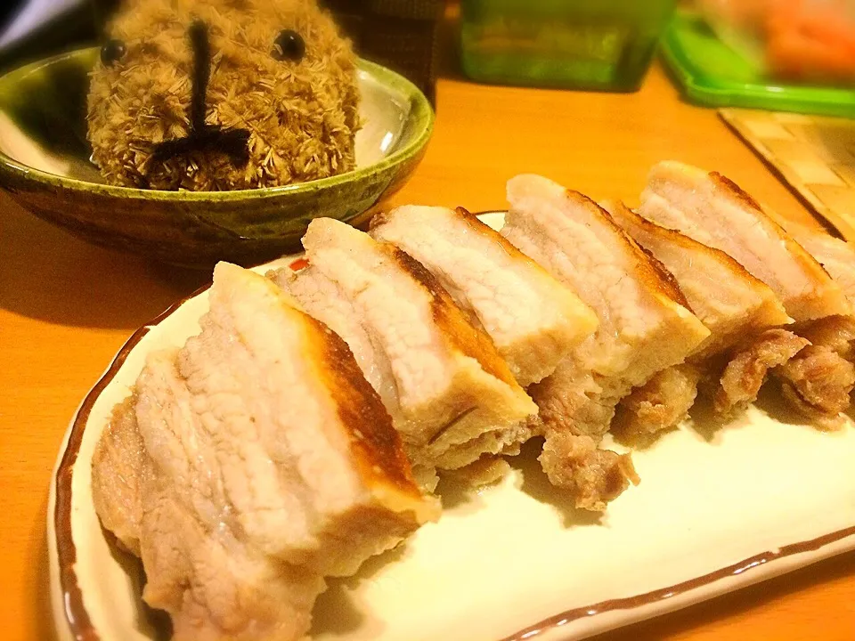 Snapdishの料理写真:豚バラの塩釜焼き（ダッチオーブン）|もめんさん