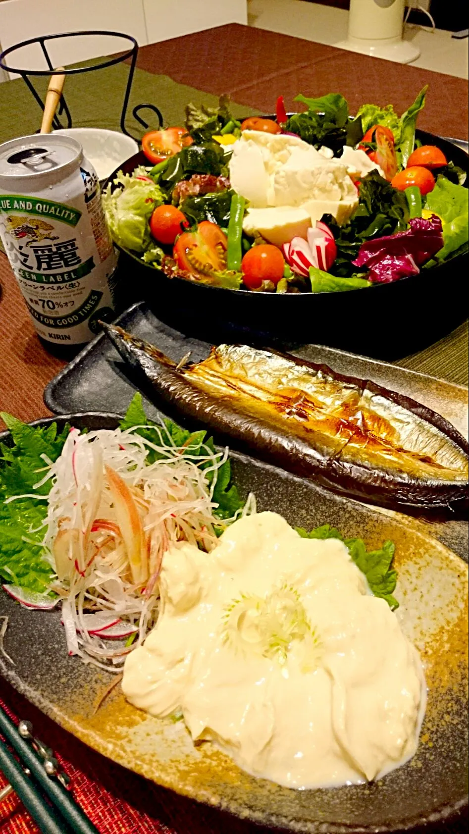 湯葉の刺身と豆腐サラダ🍴季節はずれの秋刀魚で🍺(^-^)v|ナムナムさん