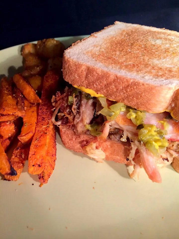 Cubano Sandwich and Sweet Potato Fries|idgara000さん