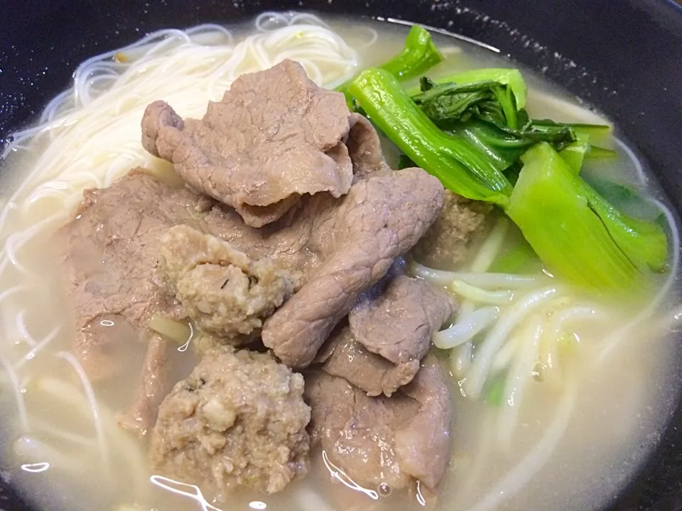 Home cooked beef bee hoon soup|Carin Tayさん