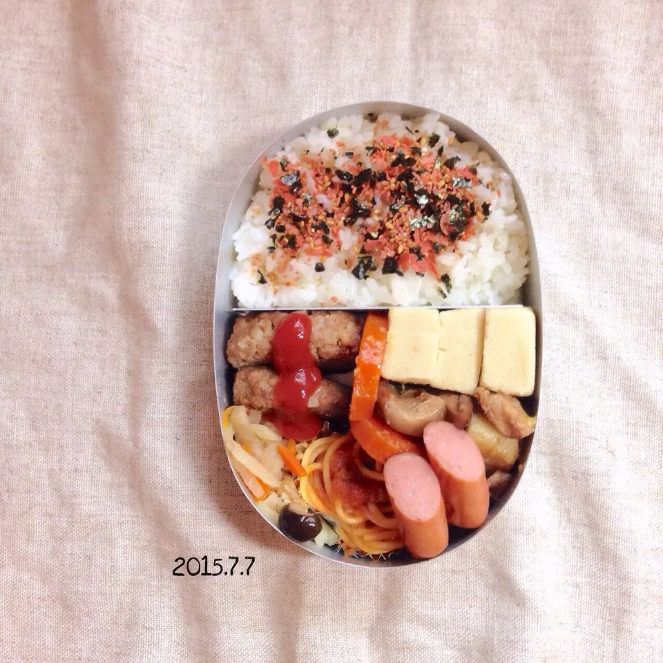 Snapdishの料理写真:残り物ばっかり弁当◡̈|さと⋆さん