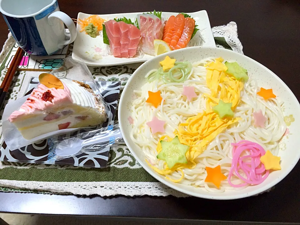 七夕そぅめん♡♡ 冷麦だけど！織姫と彦星も麺で表す…手抜きです|★ミカン★さん