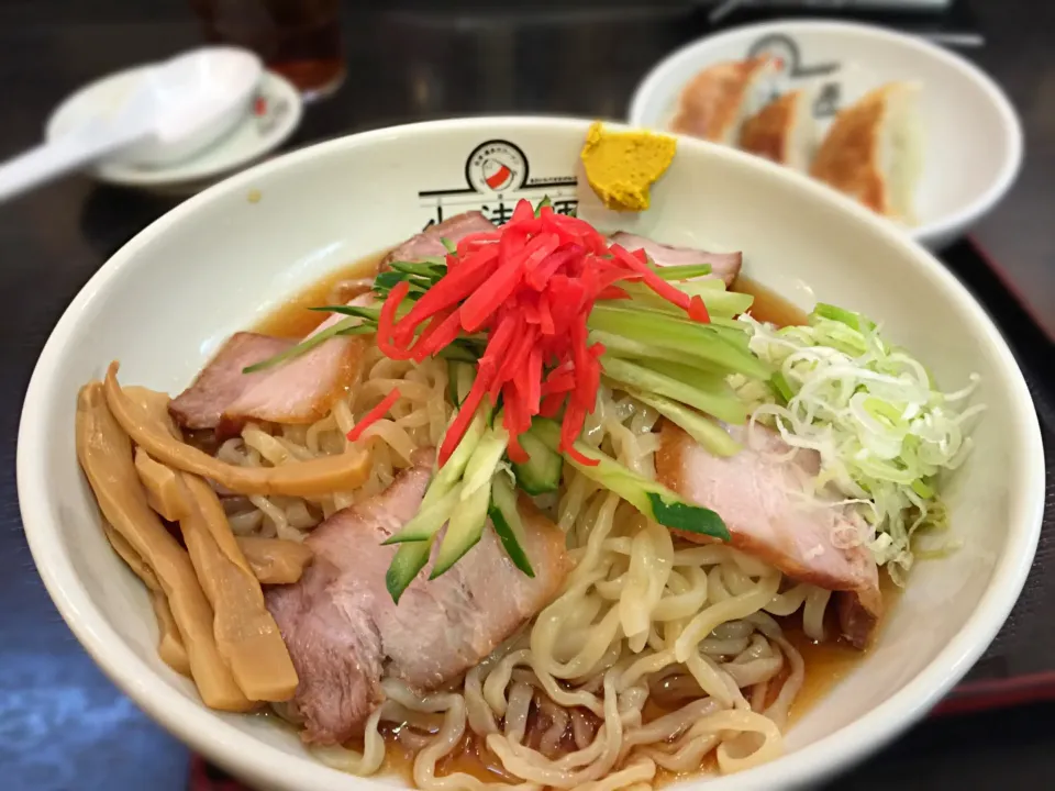 喜多方ラーメン 小法師 中華風冷やしラーメンと餃子|ddr3rdmixさん