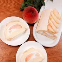 Snapdishの料理写真:桃のフレッシュケーキ