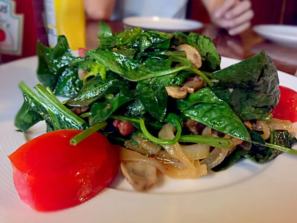 hot spinach salad|Cloudy Gさん