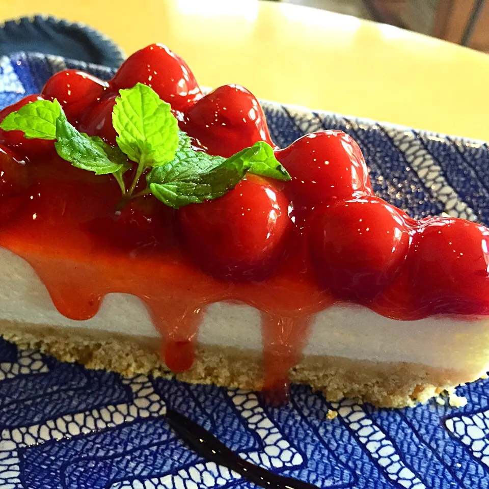 the best cherry cheesecake in Chiang Mai|Cloudy Gさん