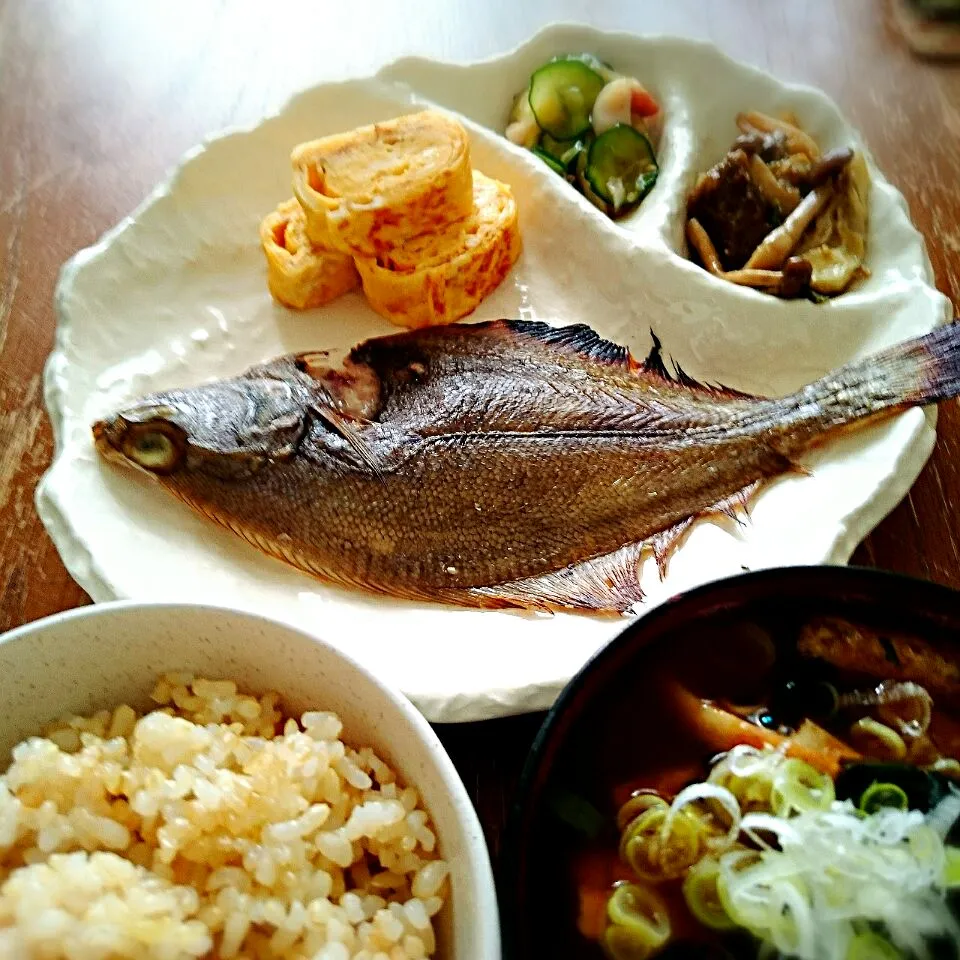 焼き魚定食【鰈】|プチテンよすさん