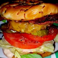 Turkey Bacon Cheeseburger|Donna Watersさん