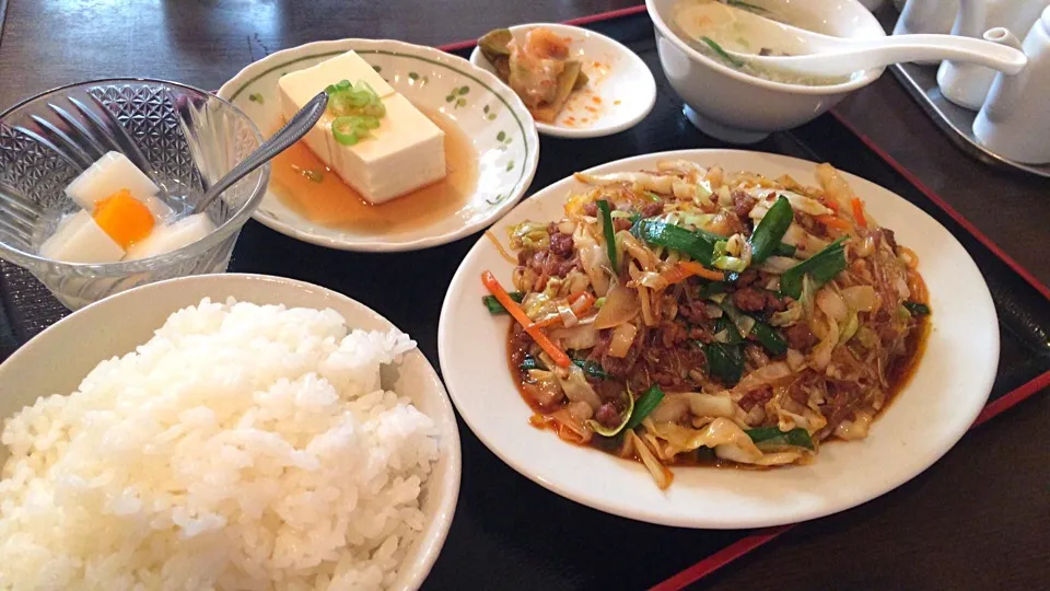 【日替定食】挽肉・春雨・野菜炒めを頂きました。|momongatomoさん