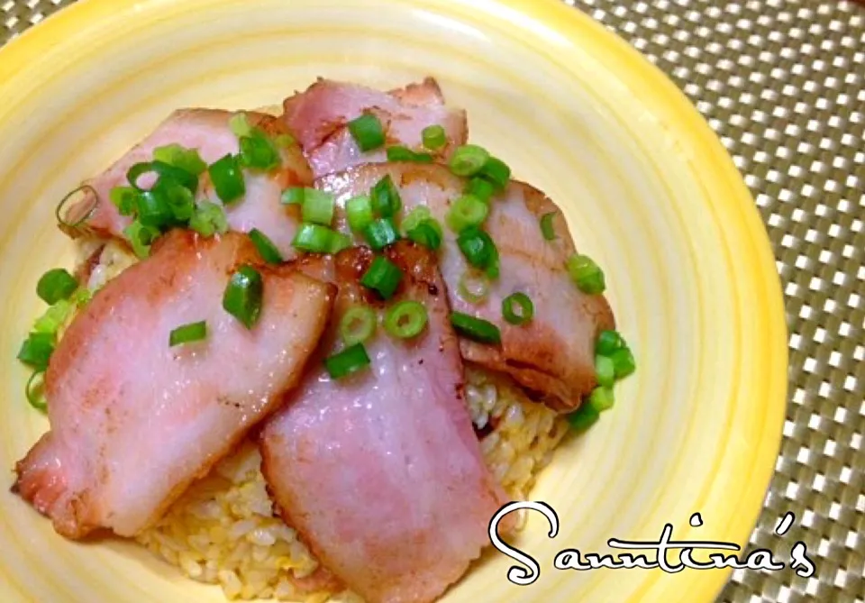 ✨FRIED RICE with thinly-sliced roast pork topping😋チャハン、焼豚トッピングはおかずです😋✨|🌺Sanntina🌺さん