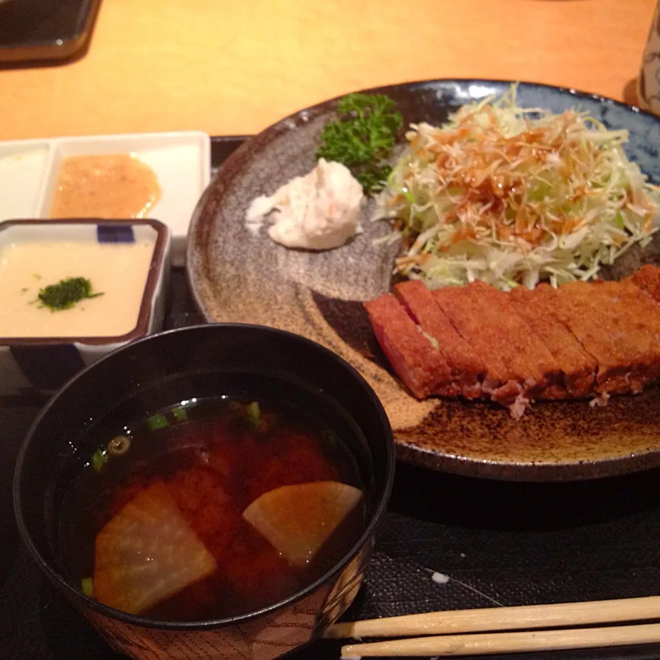 新橋牛かつ もと村の牛かつむぎとろろ飯|フージさん