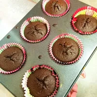 Snapdishの料理写真:Handmade Chocolate Cup Cake|irisさん