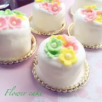 Snapdishの料理写真:Flower cake🌺