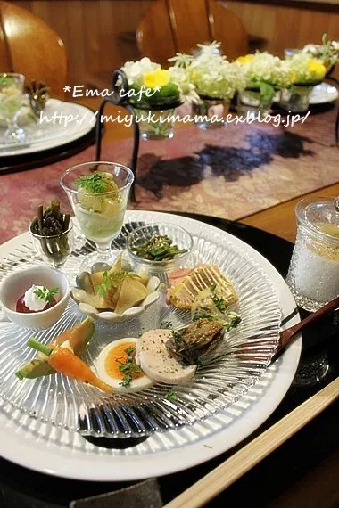 Snapdishの料理写真:Ema cafeのお持て成し・・・ #エマままの気ままな日記|エマままさん