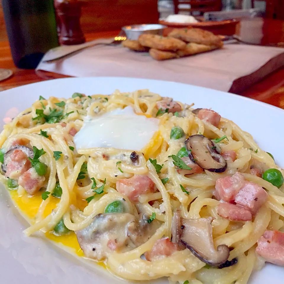 Snapdishの料理写真:Green Pastures' Carbonara|Michelle Ann Yuさん