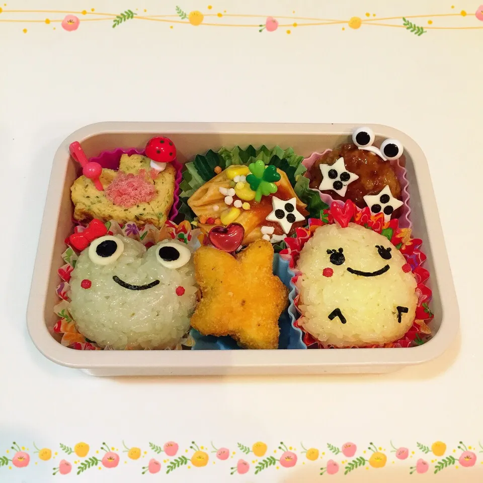 ケロちゃん、ピヨちゃんにぎり弁当❤︎|Makinsさん