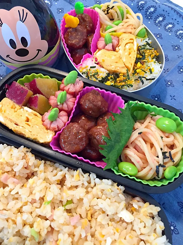 Snapdishの料理写真:チャーハン弁当！ミートボール たらこパスタ 卵焼き ウィンナー  さつまいも甘煮|asamisaraさん