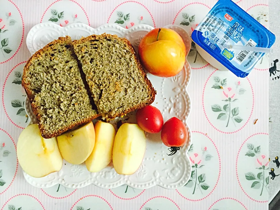 Home made sandwich with fruits|winnieさん