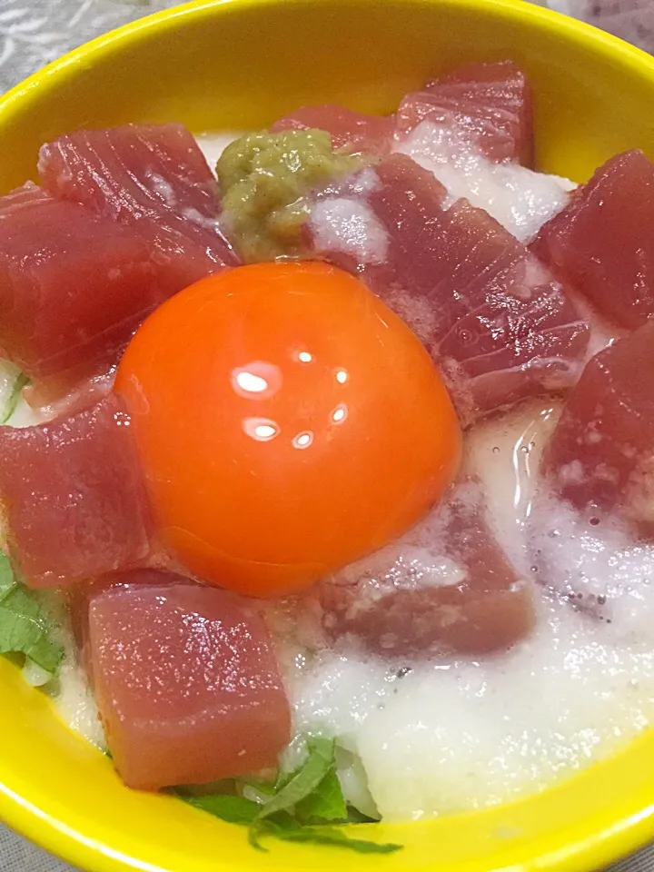 高級卵で山かけ丼|こっぷさん