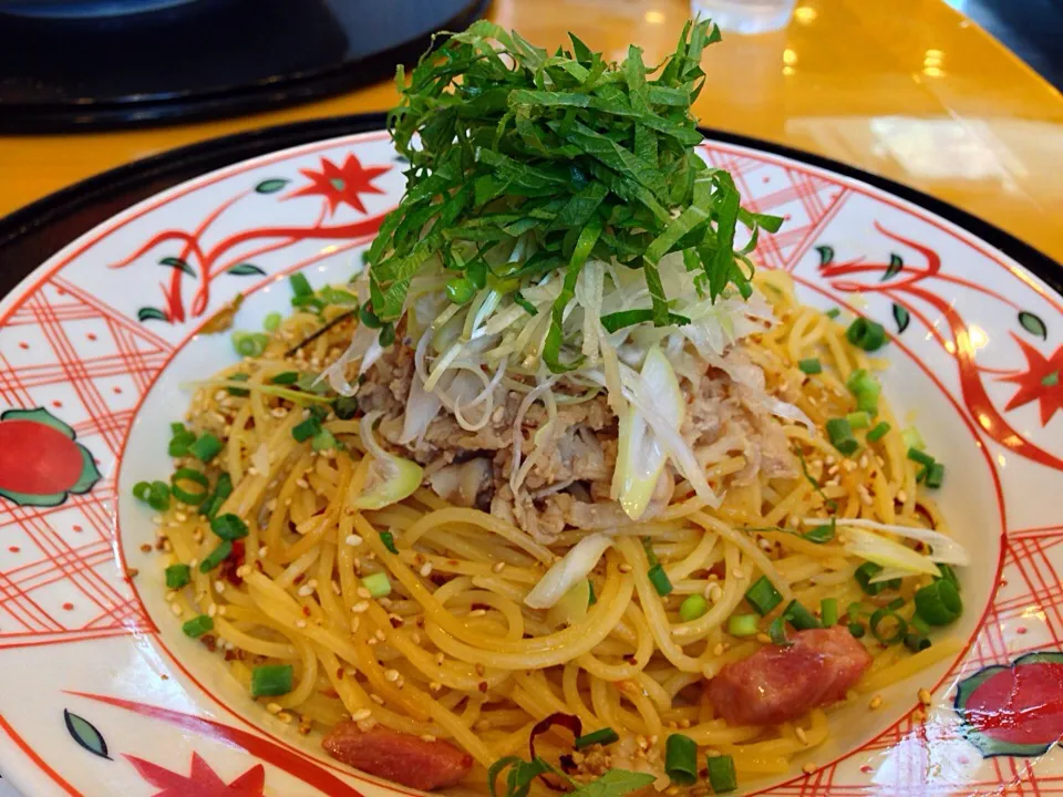 豚しゃぶと香味野菜の黄金生姜スパゲッティ|ちゃみこさん