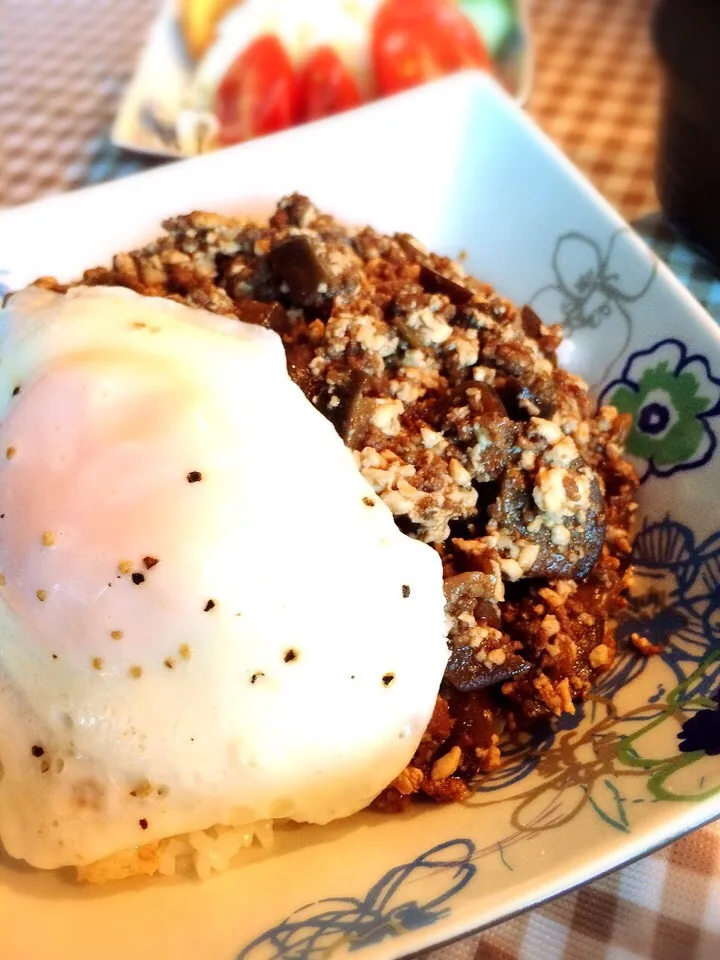 茄子とひき肉の味噌炒めin豆腐でカサ増しご飯！|Misaさん