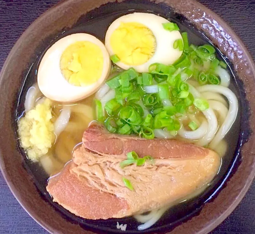 煮卵角煮うどん|Food is lifeさん