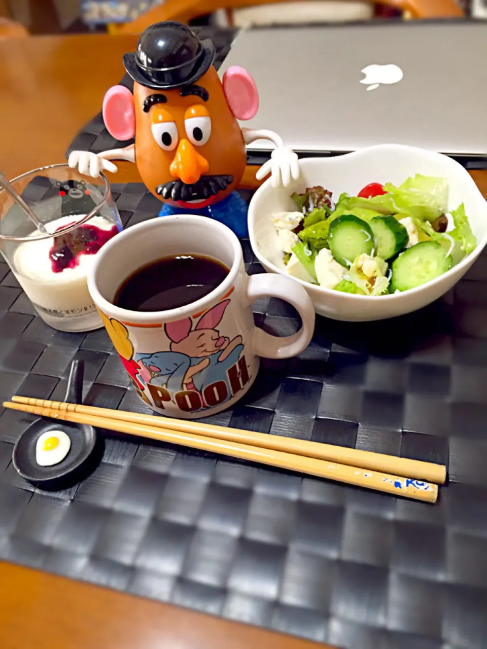 豆腐とシラスのサラダ&🍇ヨーグルト☕️|マニラ男さん