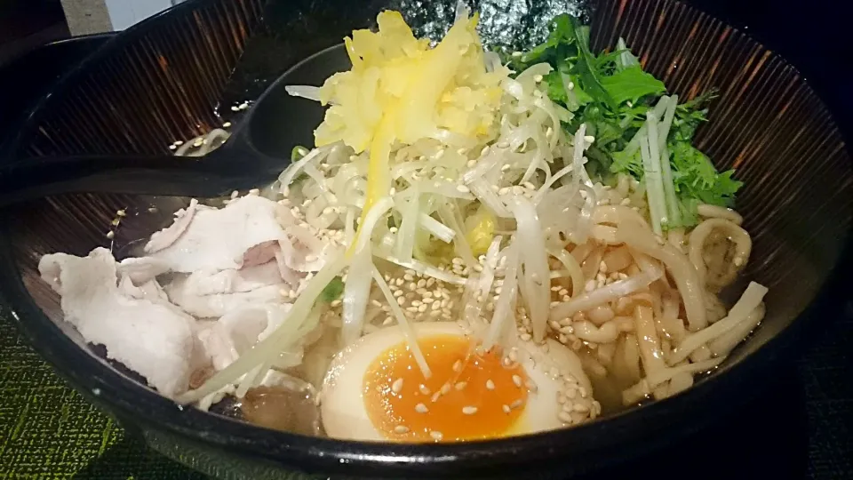 Snapdishの料理写真:麺匠 竹虎 本店 の 冷やし柚子塩ラーメン ＠新宿|大脇さん