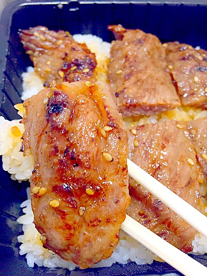 Snapdishの料理写真:Jojoen yakiniku bento|reviliaさん