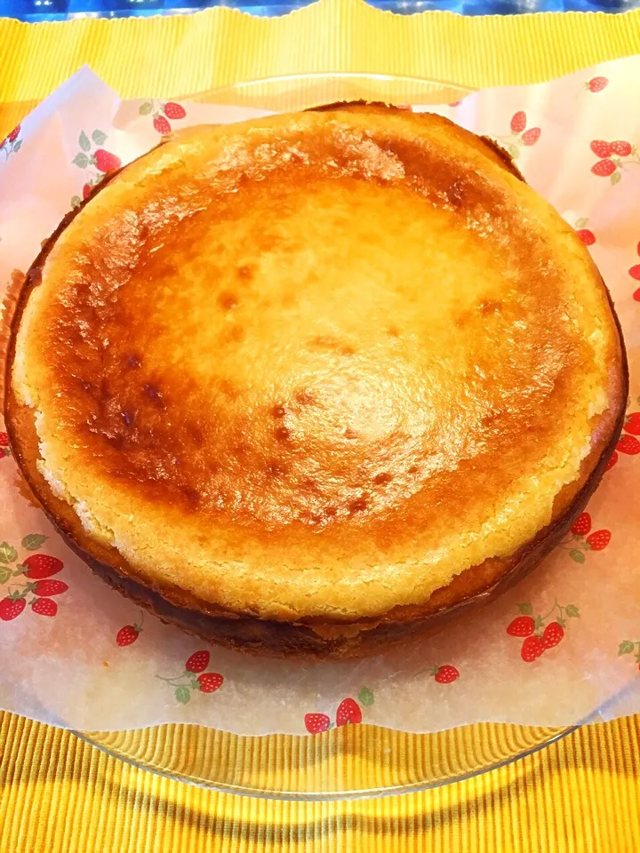 Snapdishの料理写真:ベイクドチーズケーキ☆|makoryuneさん