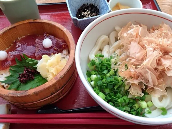 早めの夕餉  渋谷ヒカリエ内 藤次郎 伊勢うどん膳|Ozzyさん