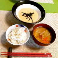 Snapdishの料理写真:麦飯ととろろ✳︎|Nobuko Sさん