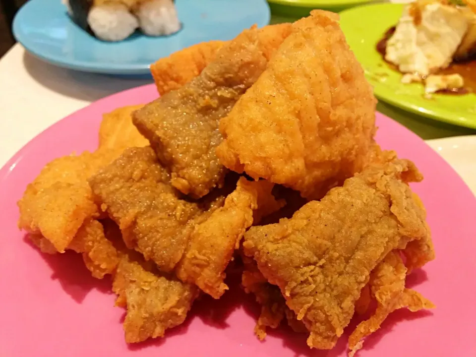 Fried Salmon Skin @ Hei Sushi|FooDin'sさん