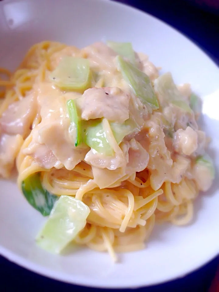 lunchはカルボナーラ❤️|はるるんさん