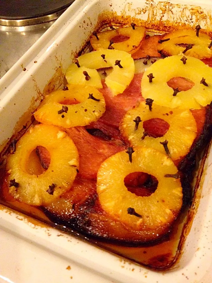 Ham with pineapple and cloves|Panuwanさん