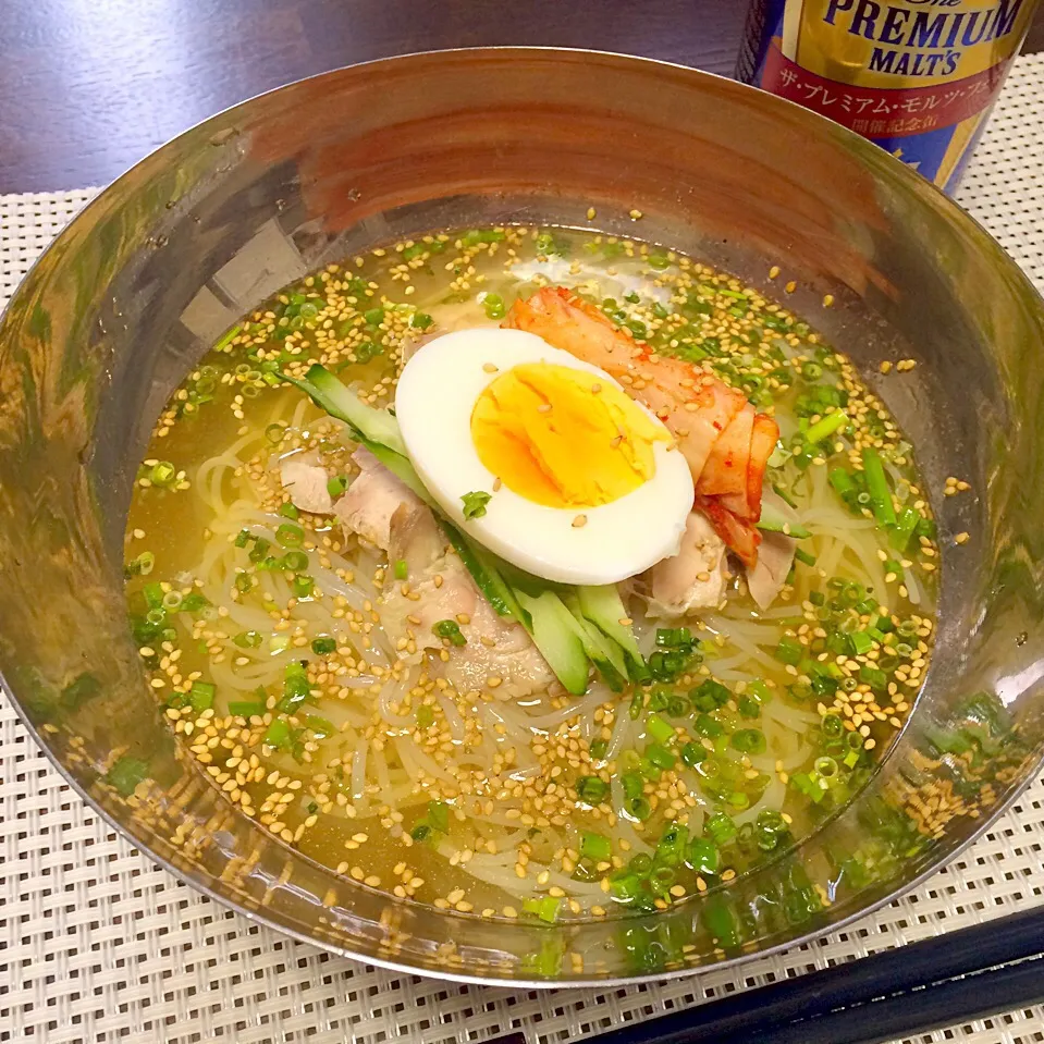 暑いので、冷麺🍴 自家製キムチと一緒に…|yunoさんさん