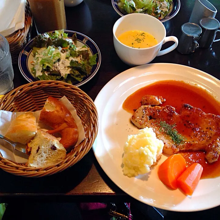 Snapdishの料理写真:Pork no seto|Rhiromi Oliveiraさん