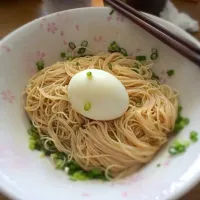 Snapdishの料理写真:油そば風そうめん！|藤原 宝娟さん