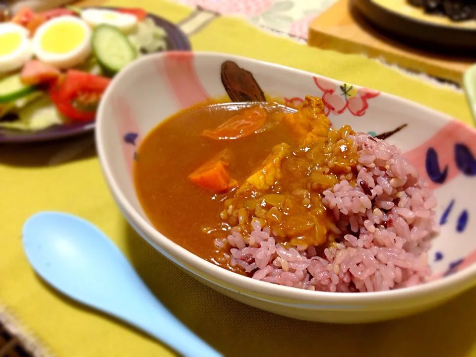 友達の料理♡雑穀米ポークカレー|tsumimiさん