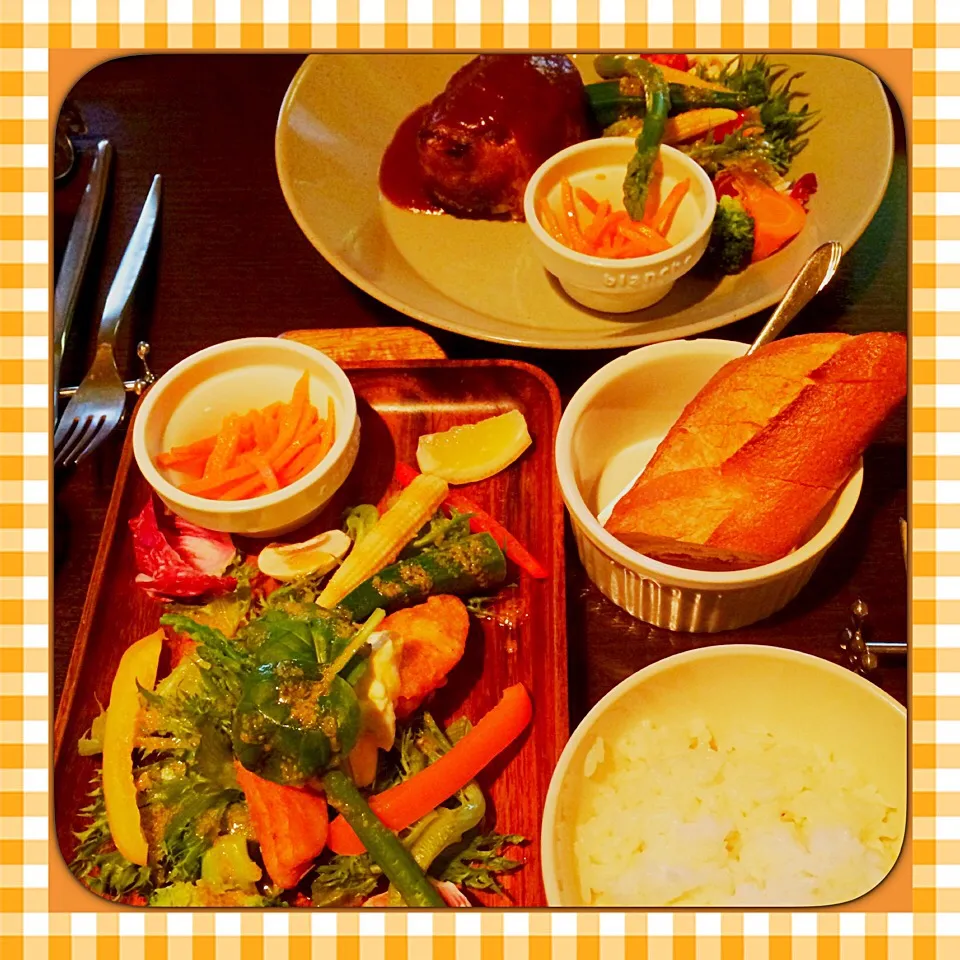 Hamburg dinner♪|Kayoko Tomatsuさん