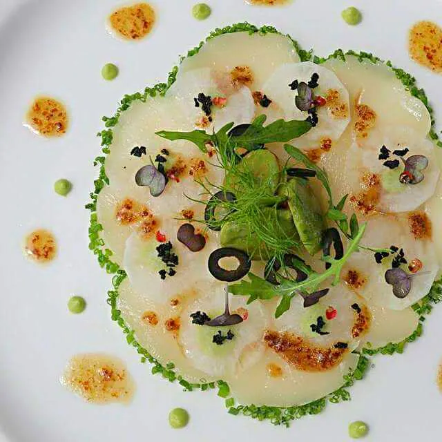 Snapdishの料理写真:Scalops carpaccio, black olive & avocado, Minus 8 and pommery mustard dressing #truecooks#theartofplating #cheflife #chefporn#cheftalk #culinaryart#chefsofinsta|CHUENCHAIさん