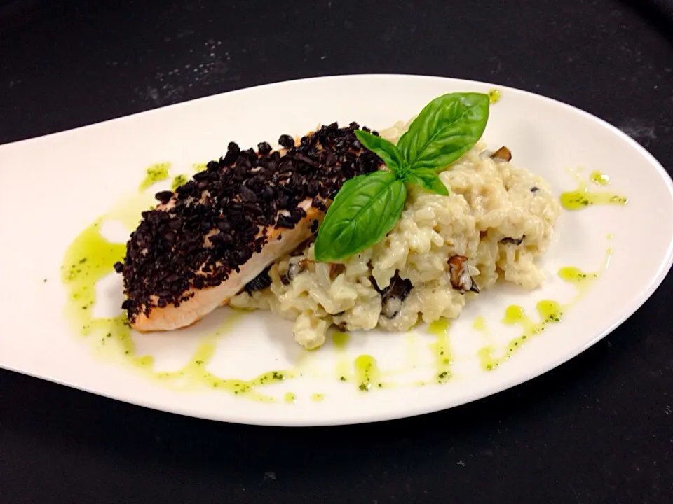 Cocoa nib encrusted salmon with coco butter mushroom risotto and basil oil|Chef Guidaさん