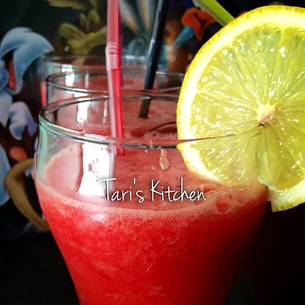 Watermelon Lemon Juices|Tari's Kitchenさん