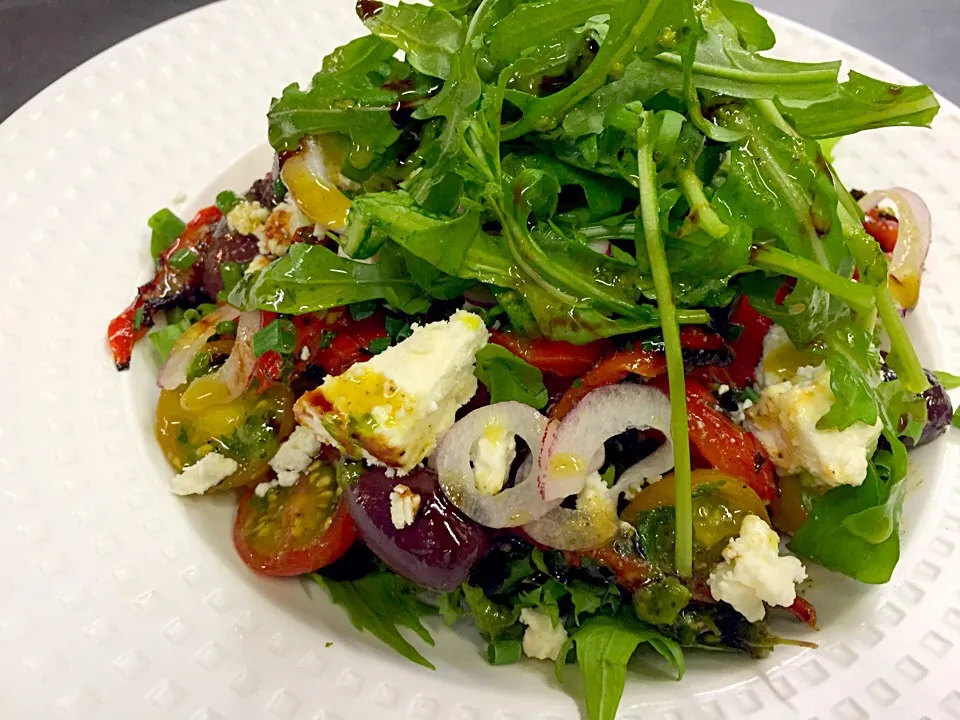 Marinated cherry tomatoes, grilled red pepper, feta salad|Michael Kohlさん