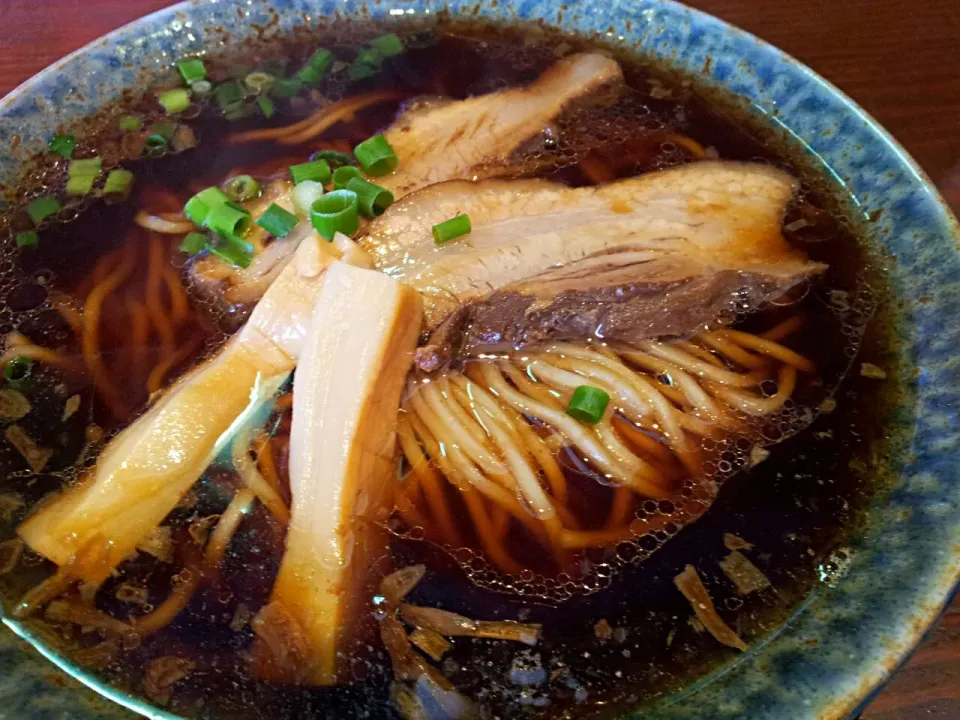 Snapdishの料理写真:古式ラーメン鶴亀のラーメン☆|けんさん