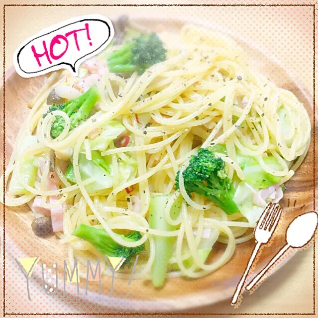 激辛ごめんね野菜たっぷりペペロンチーノ🍝娘のランチ|neoccoさん